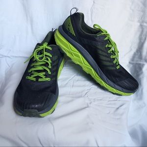 Hokas Challenger ATR 5